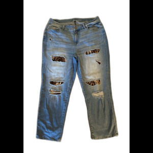 Inc denim  Jeans Midrise Boyfriend Cropped Distressed w/  Tiger Print  Plus 18 W